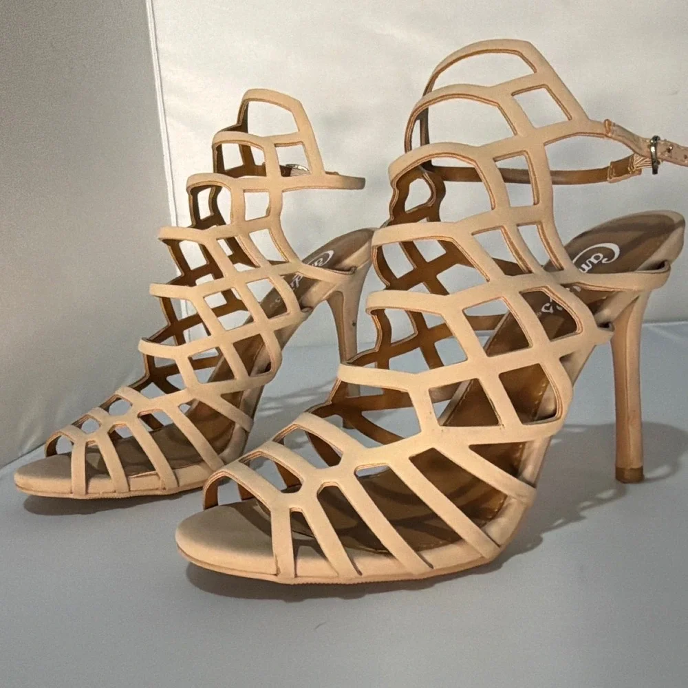 Candies Womens Caged Gladiator Stiletto Heels Nude Beige Ankle Strap Size 8.5